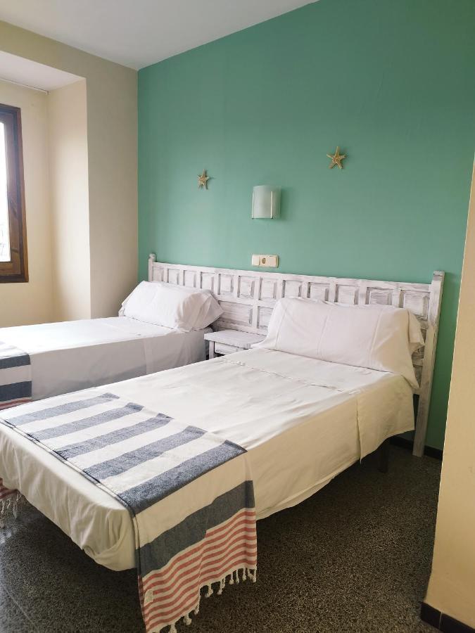 Hostal Santa Ana Lloret de Mar Exterior foto